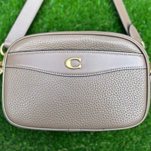 COACH Camera Bag (Hangtag not included)